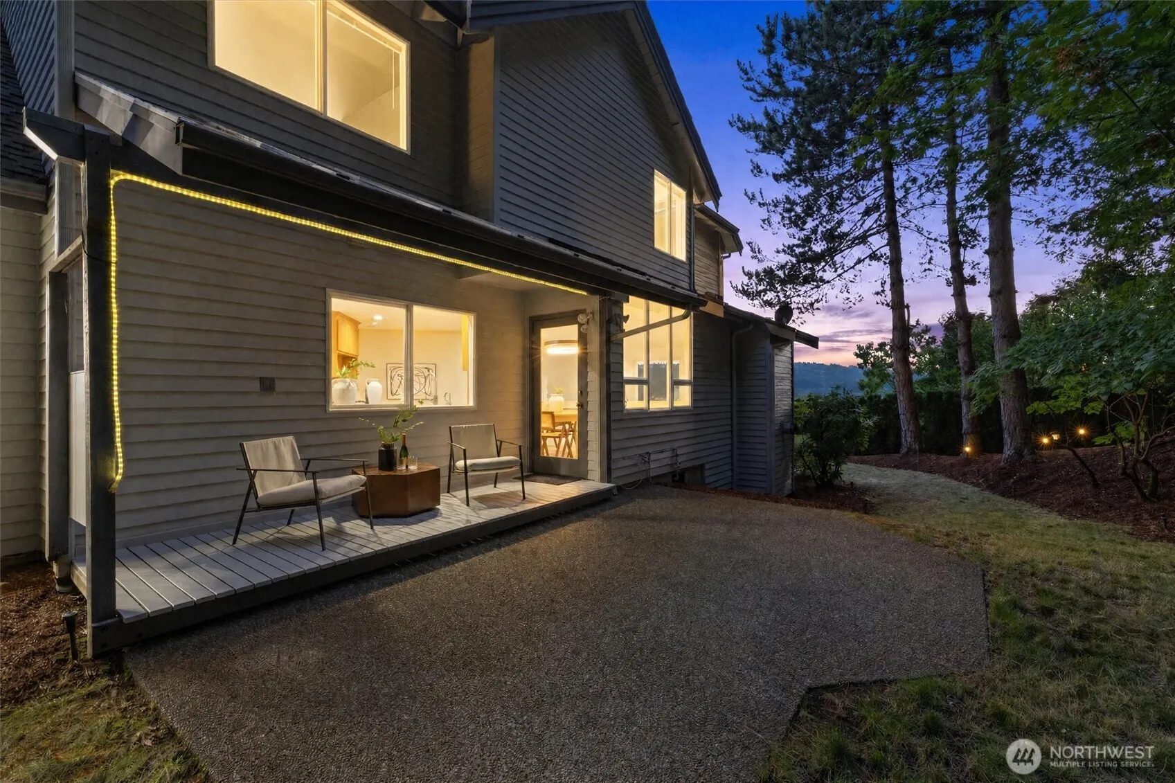 19204 SE 25th Street , Sammamish, WA 98075-7491