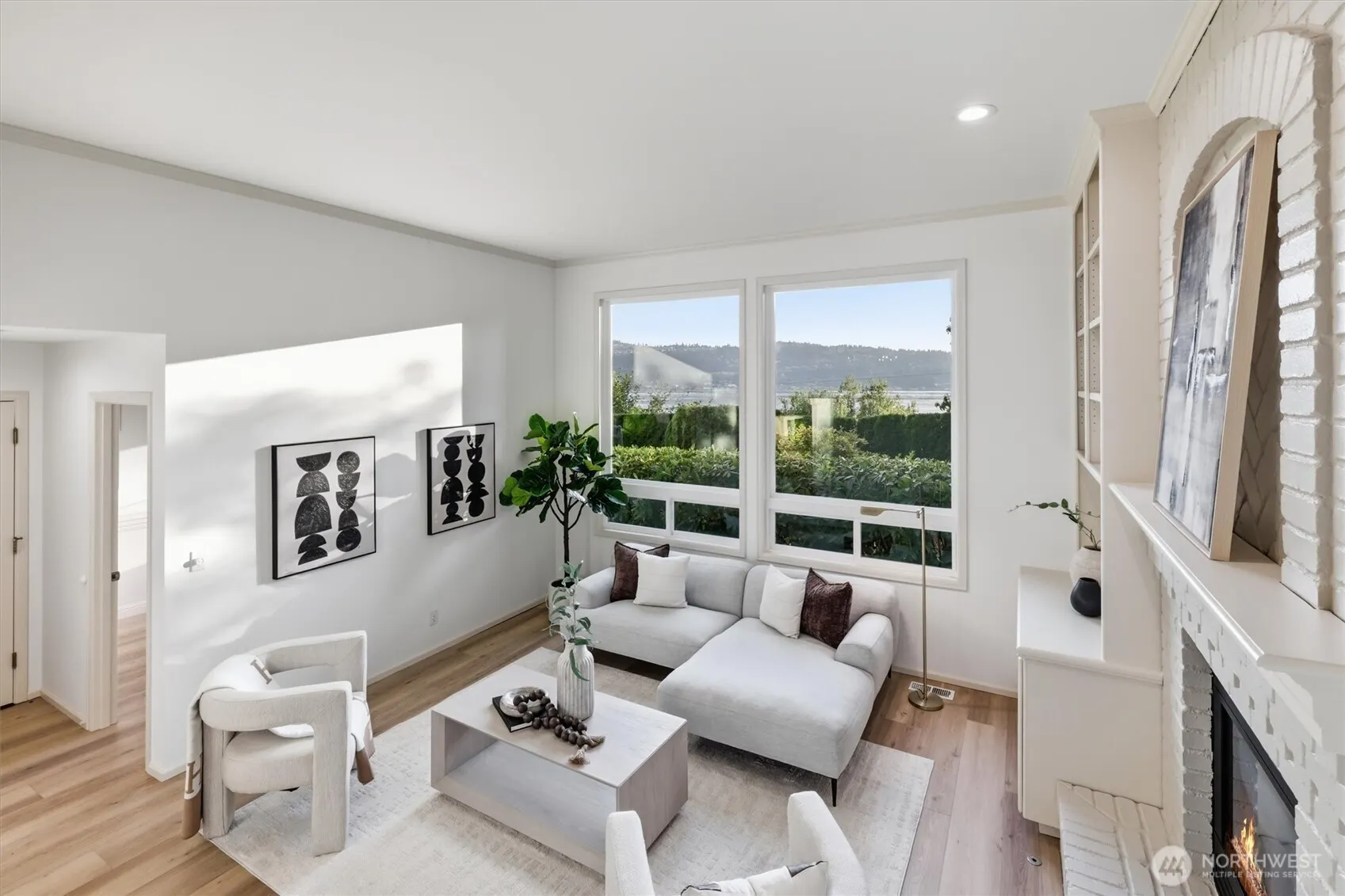 19204 SE 25th Street , Sammamish, WA 98075-7491