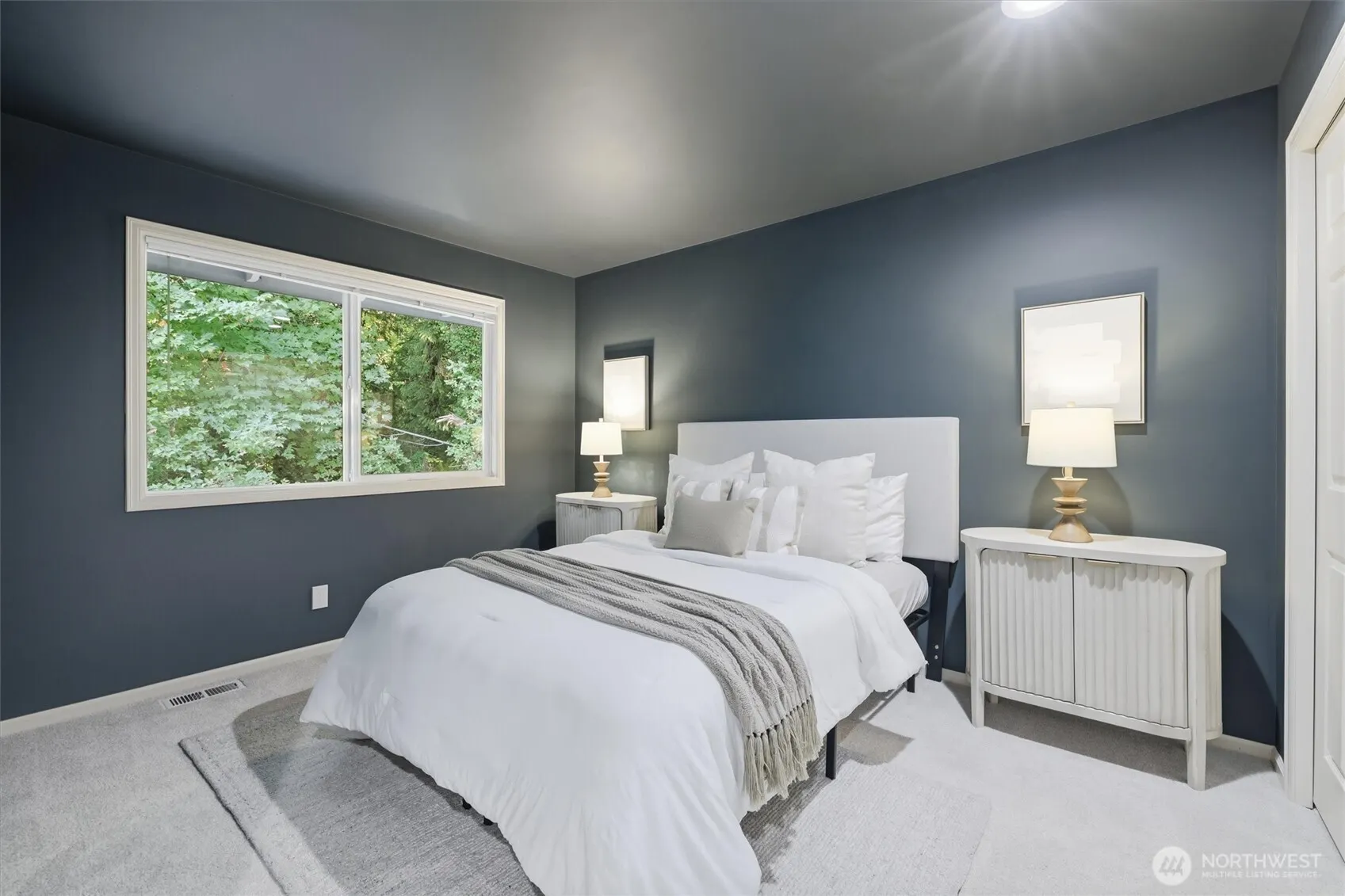 19204 SE 25th Street , Sammamish, WA 98075-7491