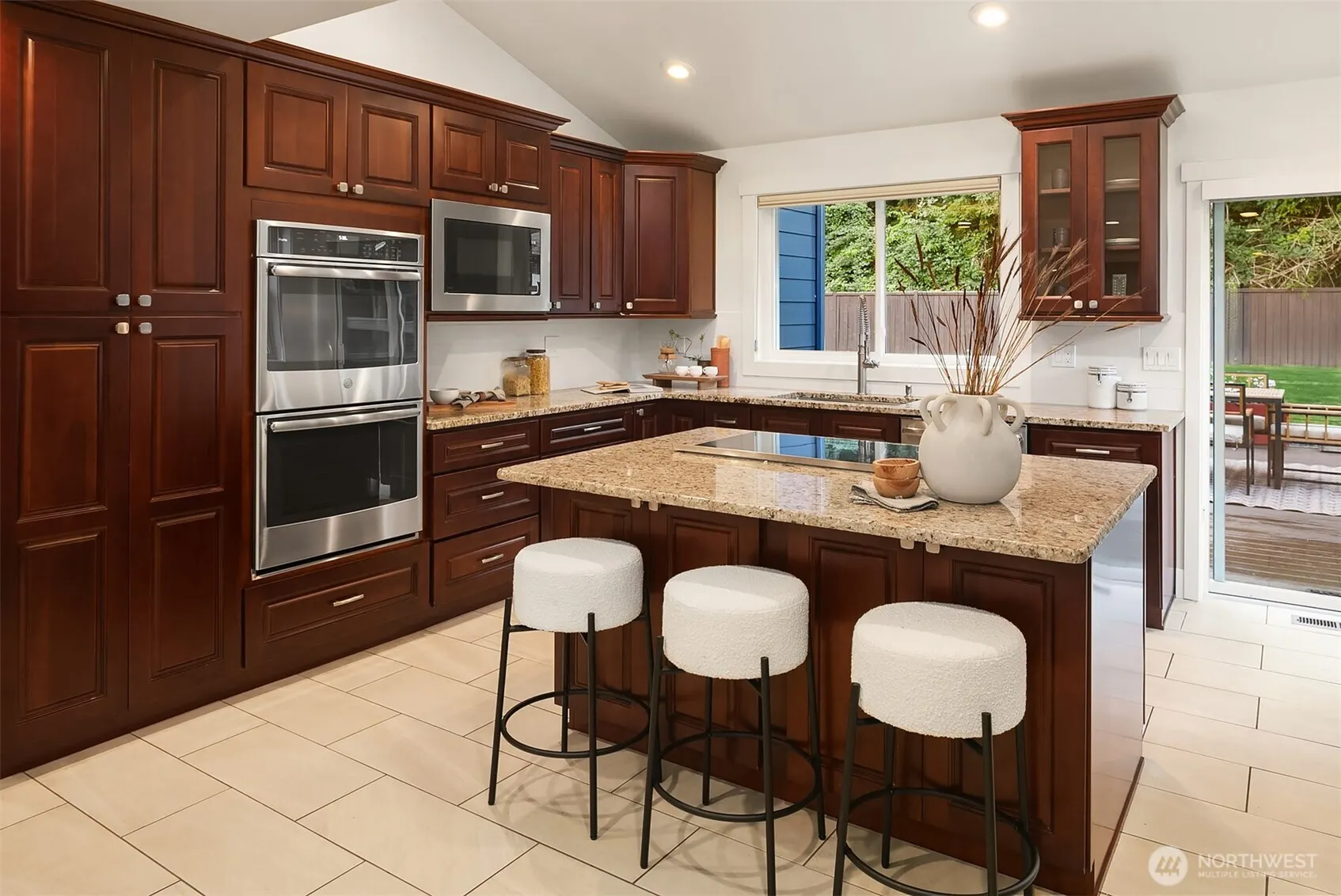 20204 45th Drive SE, Bothell, WA 98012-7325