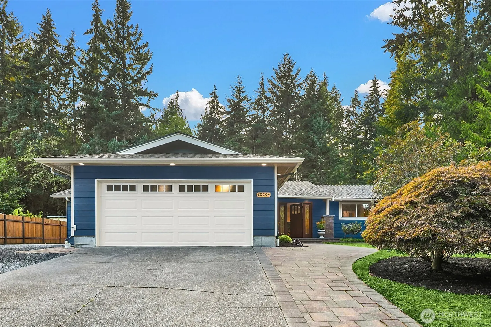 20204 45th Drive SE, Bothell, WA 98012-7325