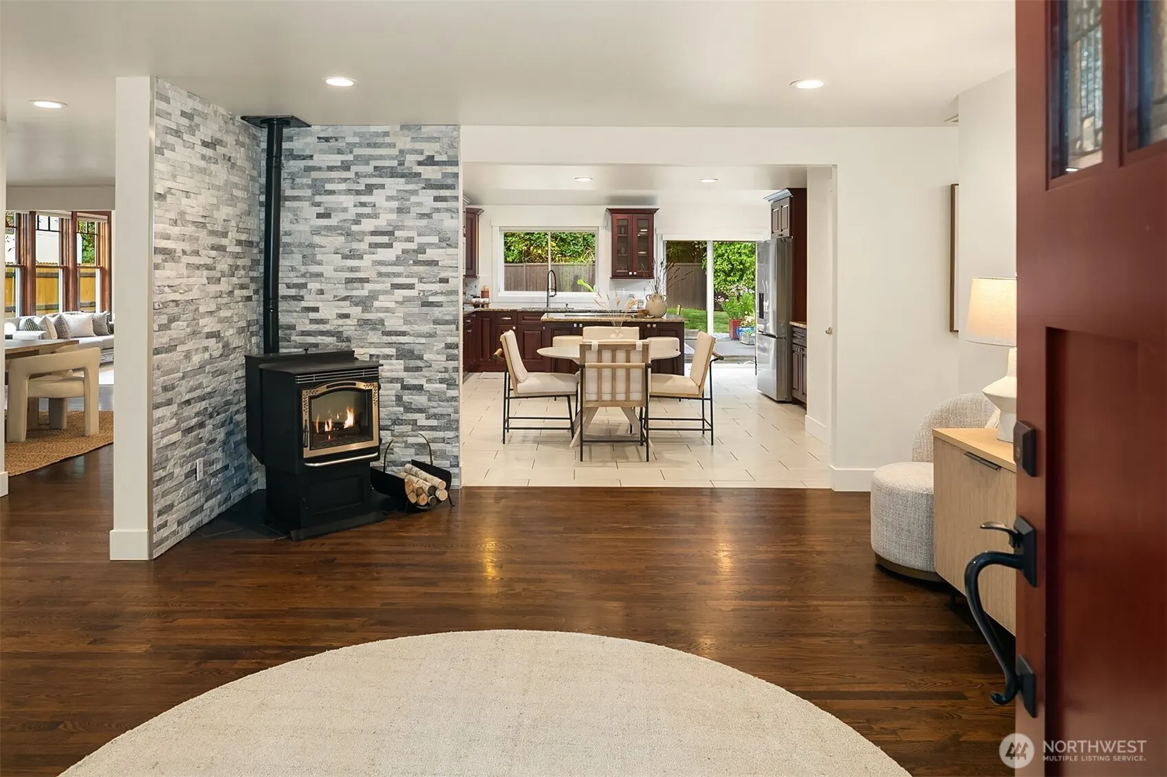 20204 45th Drive SE, Bothell, WA 98012-7325