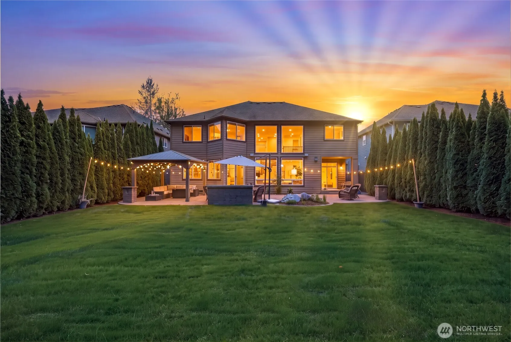 10711 Elliston Way NE, Redmond, WA 98053-5747