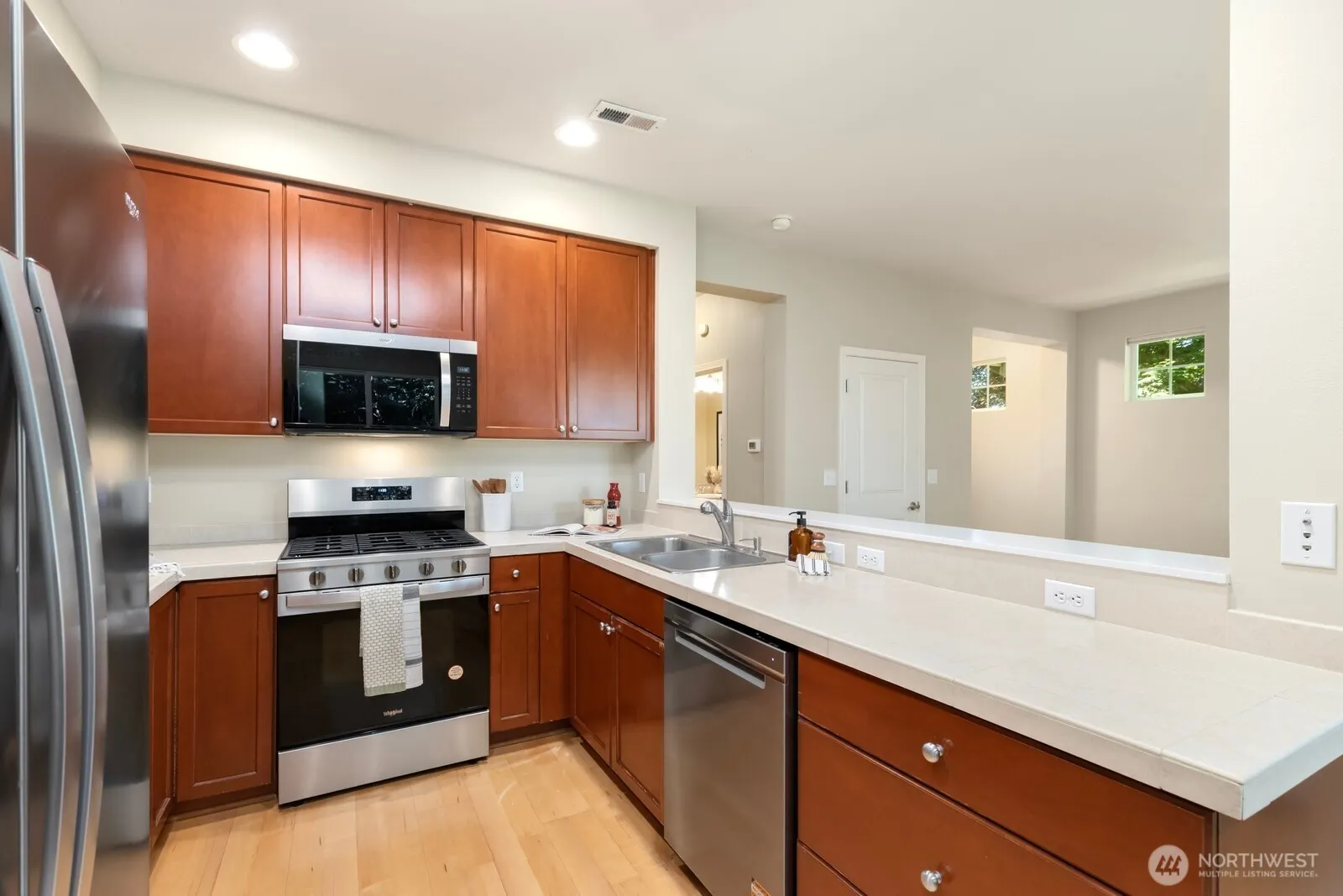 3900 NE 4th Circle , Renton, WA 98056
