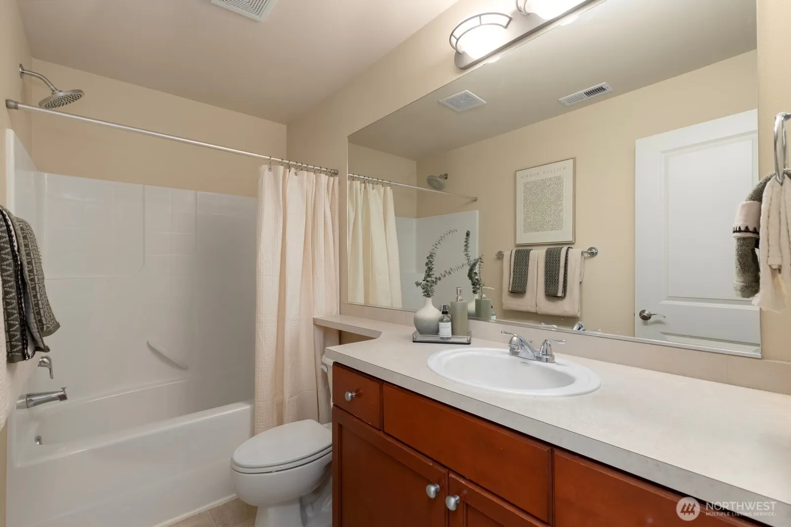 3900 NE 4th Circle , Renton, WA 98056