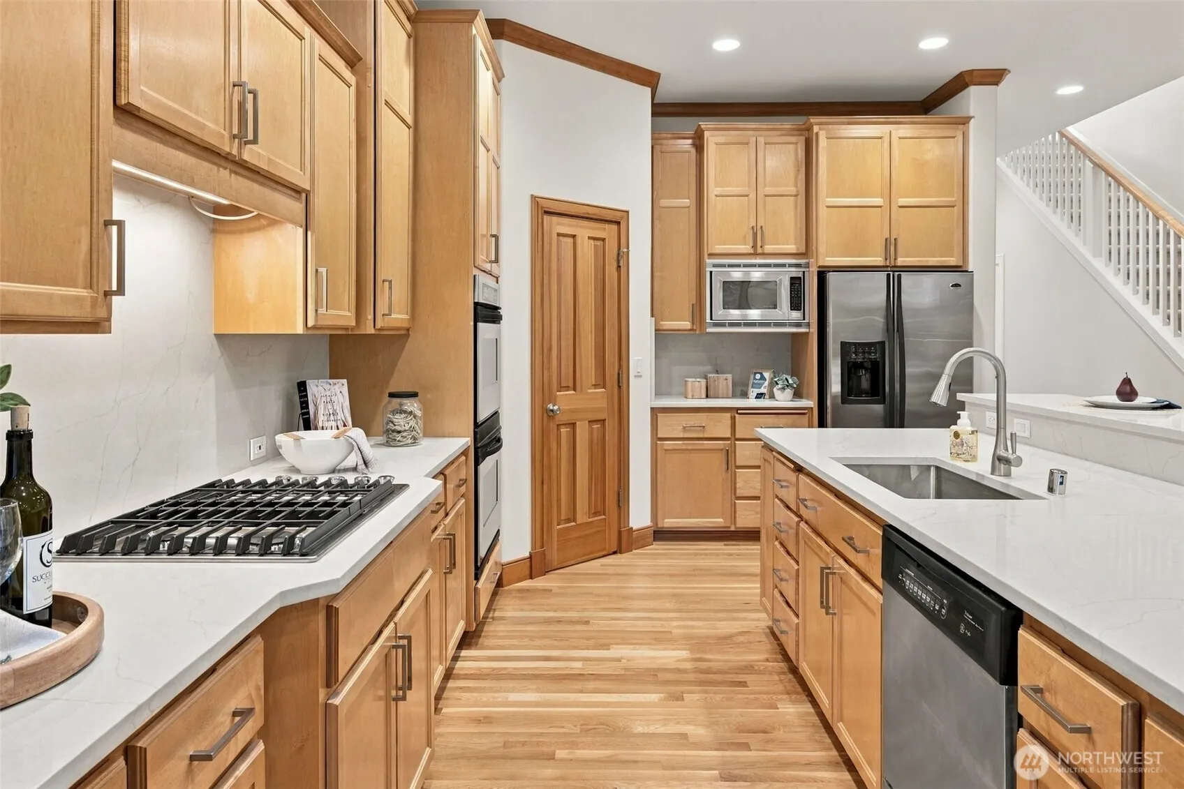 17025 NE 113th Court , Redmond, WA 98052