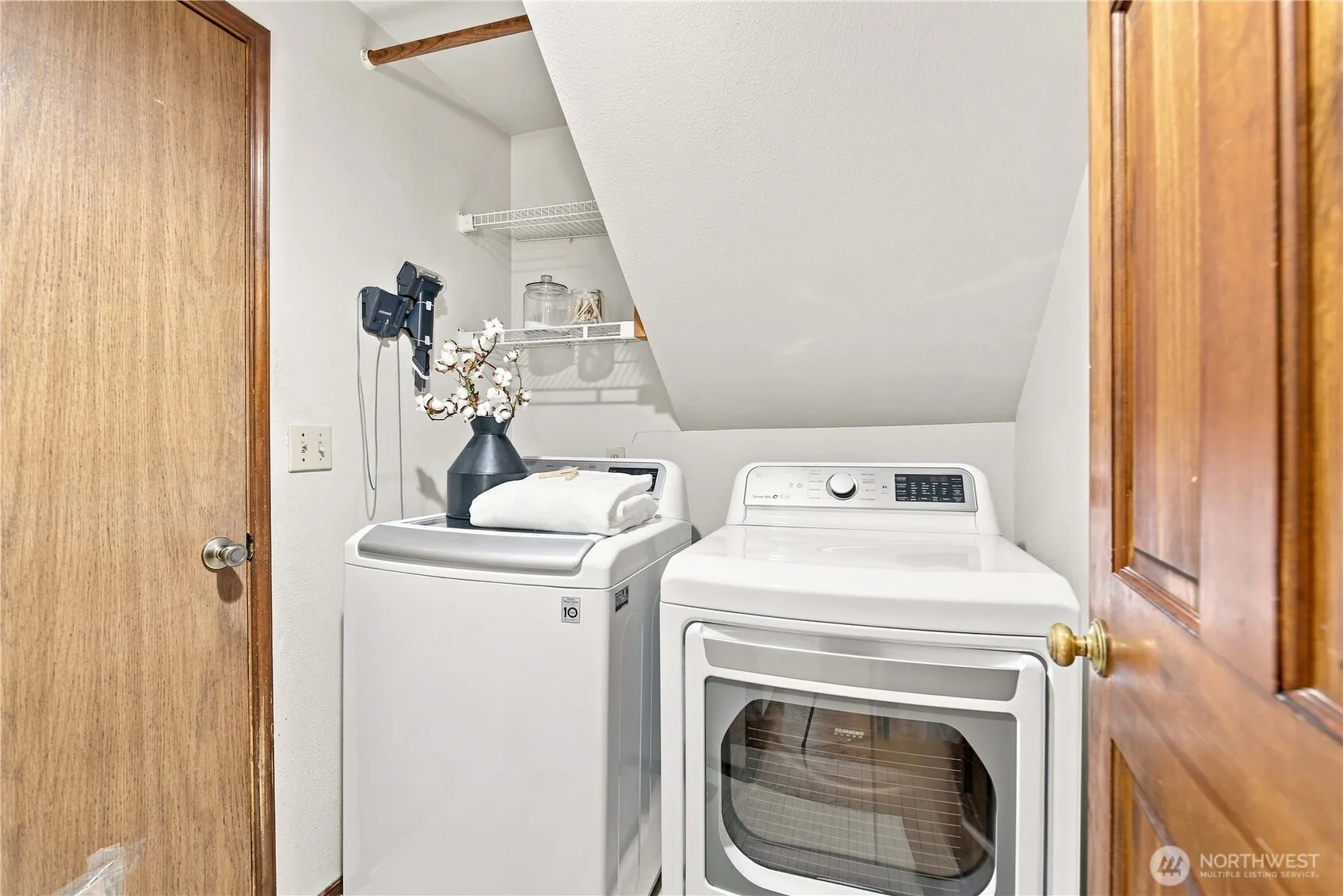 23424 NE 27th Street , Sammamish, WA 98074