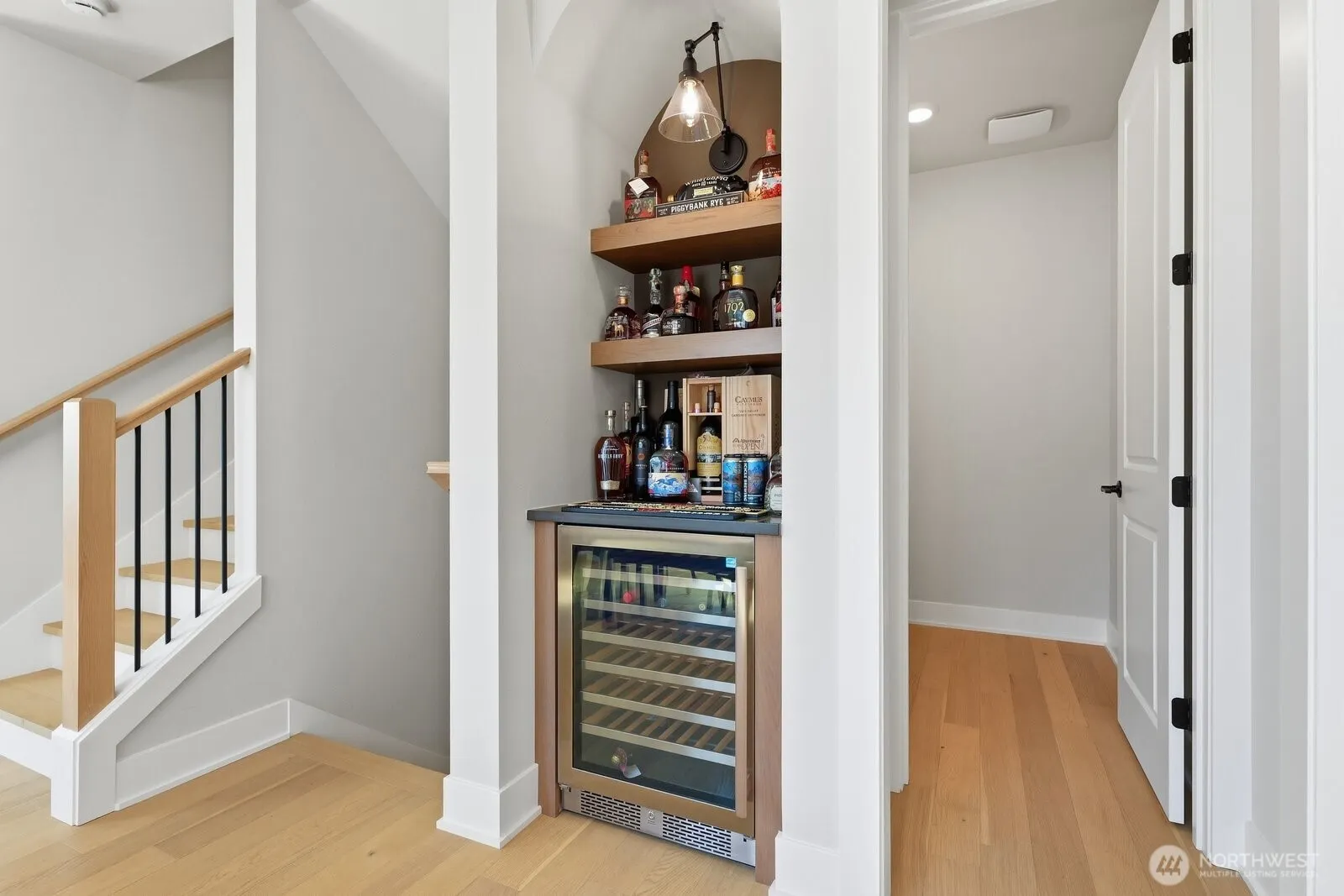 14314 148th Place NE #28, Woodinville, WA 98077-6284