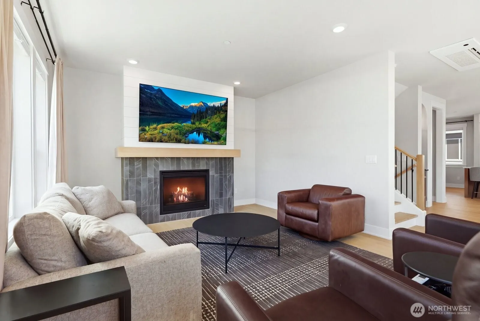 14314 148th Place NE #28, Woodinville, WA 98077-6284