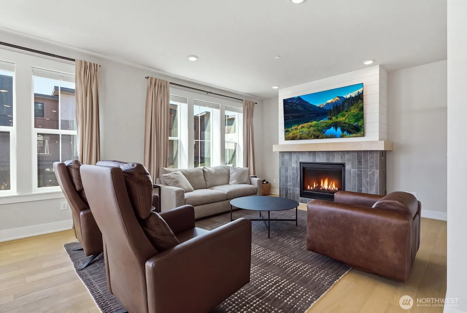 14314 148th Place NE #28, Woodinville, WA 98077-6284