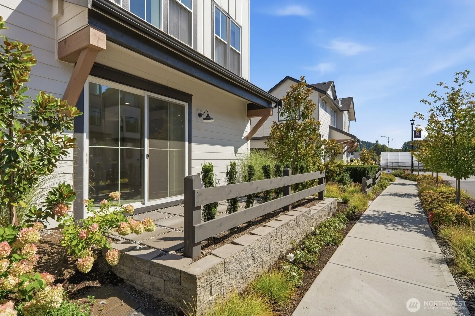 14314 148th Place NE #28, Woodinville, WA 98077-6284