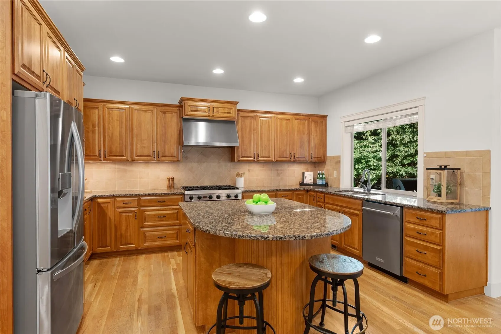 18626 157th Place NE, Woodinville, WA 98072