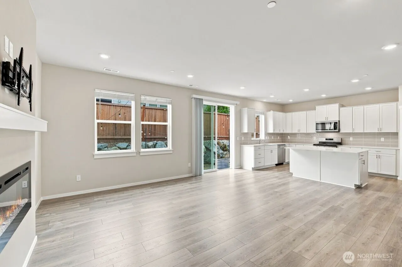 18419 7th Avenue W, Bothell, WA 98012