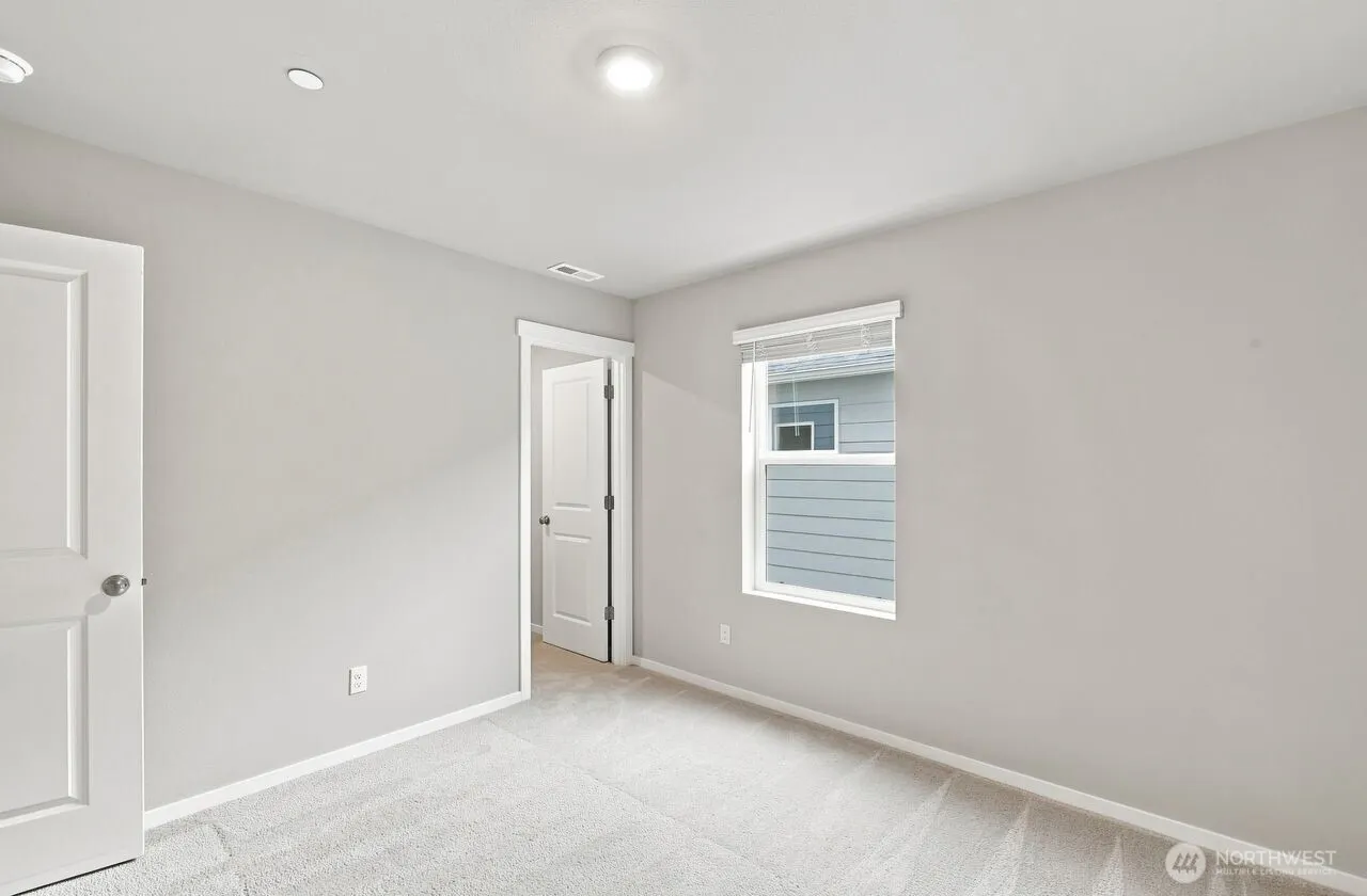 18419 7th Avenue W, Bothell, WA 98012
