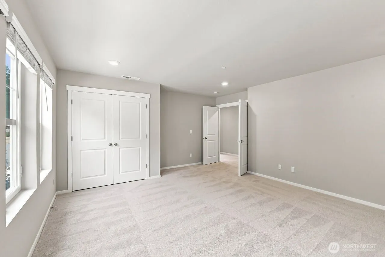 18419 7th Avenue W, Bothell, WA 98012