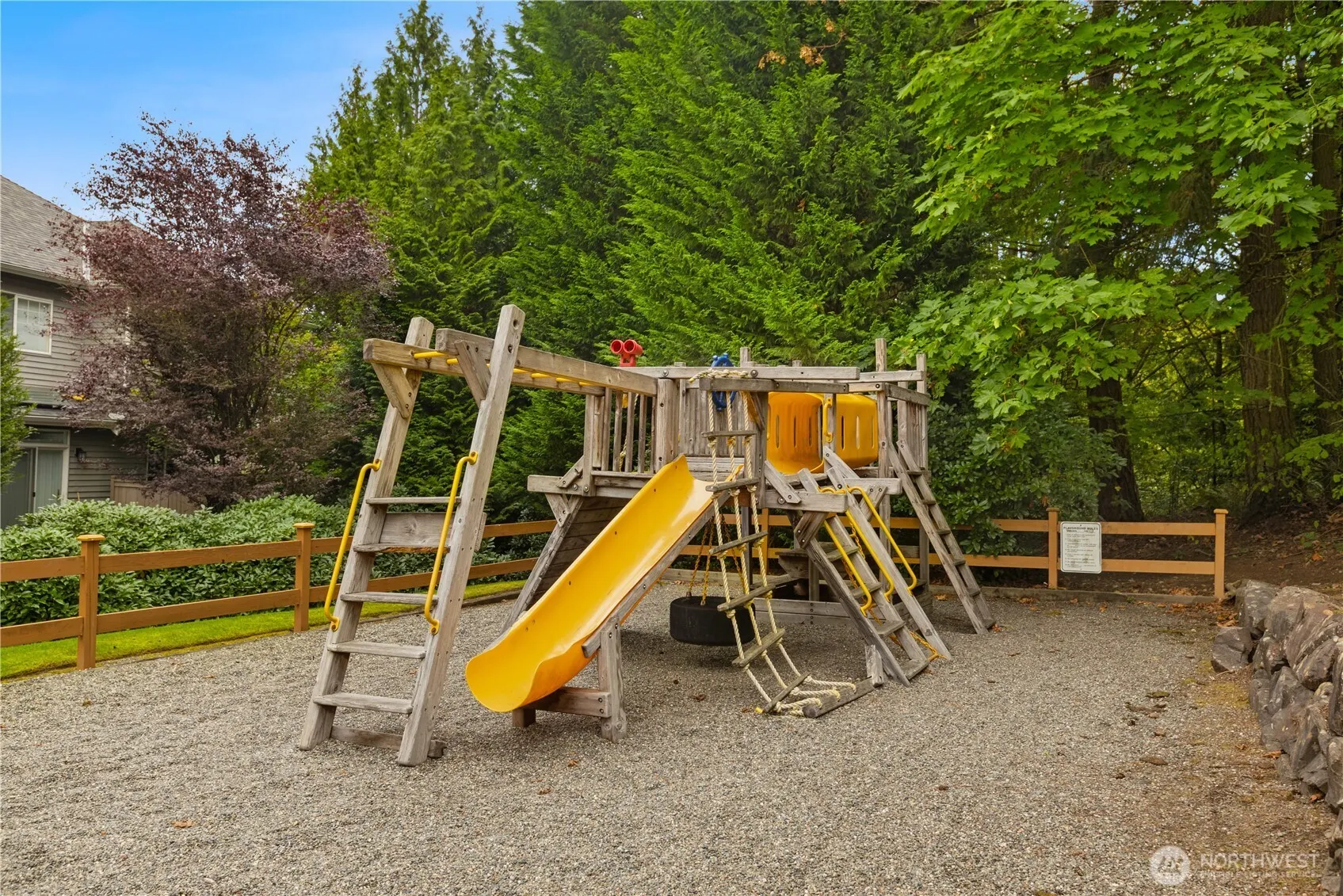 15501 133rd Place NE #10A, Woodinville, WA 98072