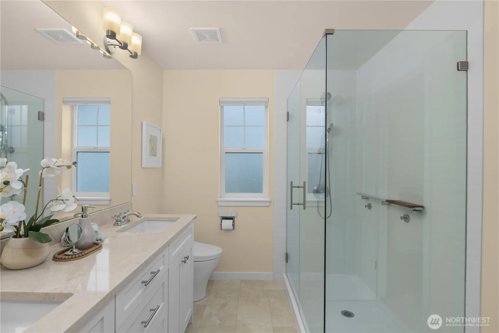 15501 133rd Place NE #10A, Woodinville, WA 98072