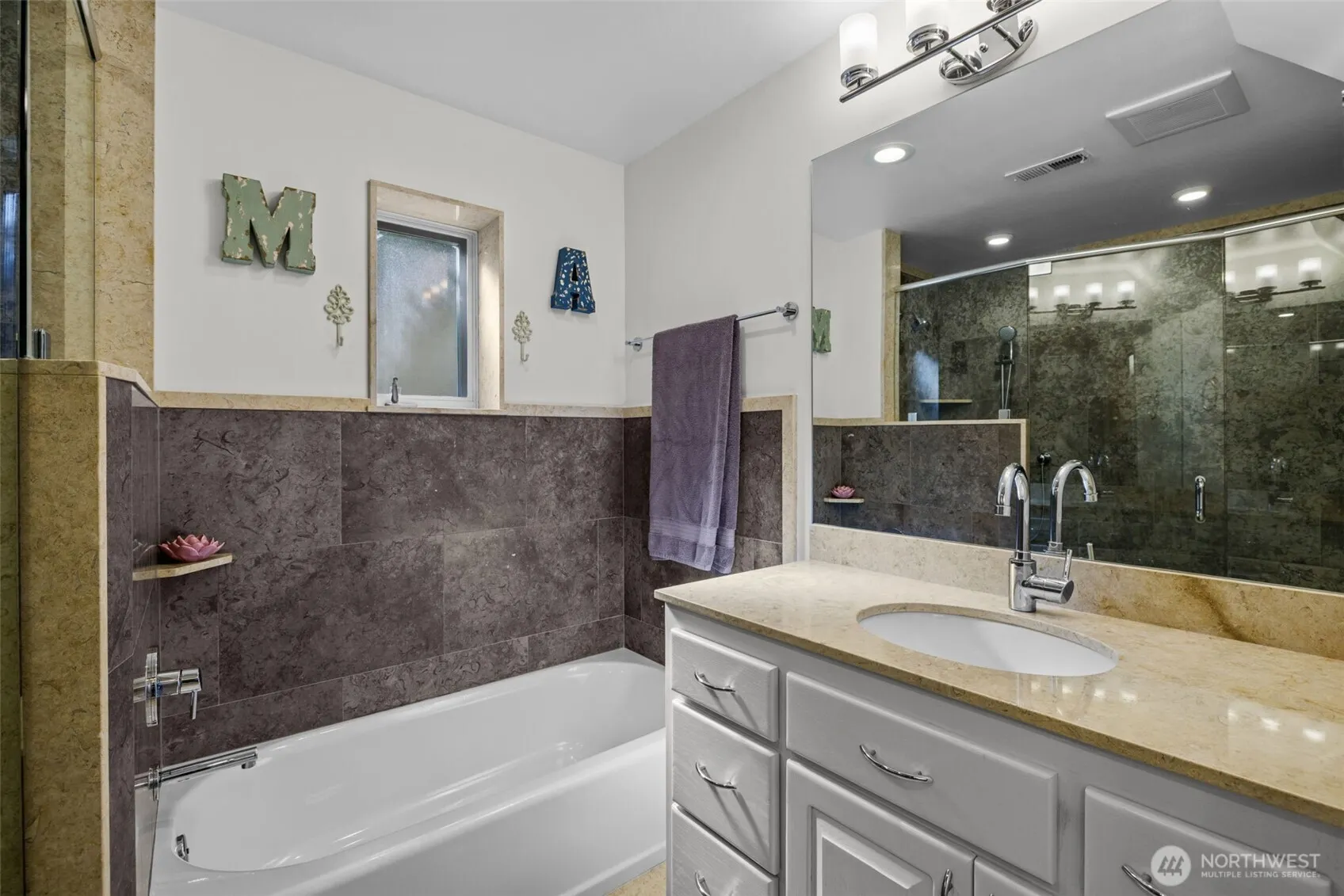 16231 Valhalla Drive , Bothell, WA 98011