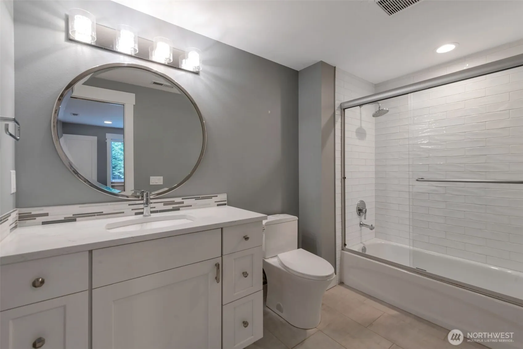 18828 156th Avenue NE, Woodinville, WA 98072
