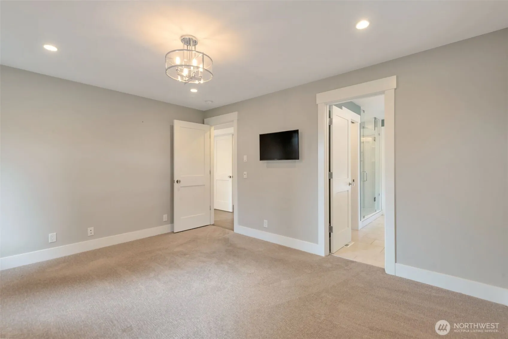 18828 156th Avenue NE, Woodinville, WA 98072