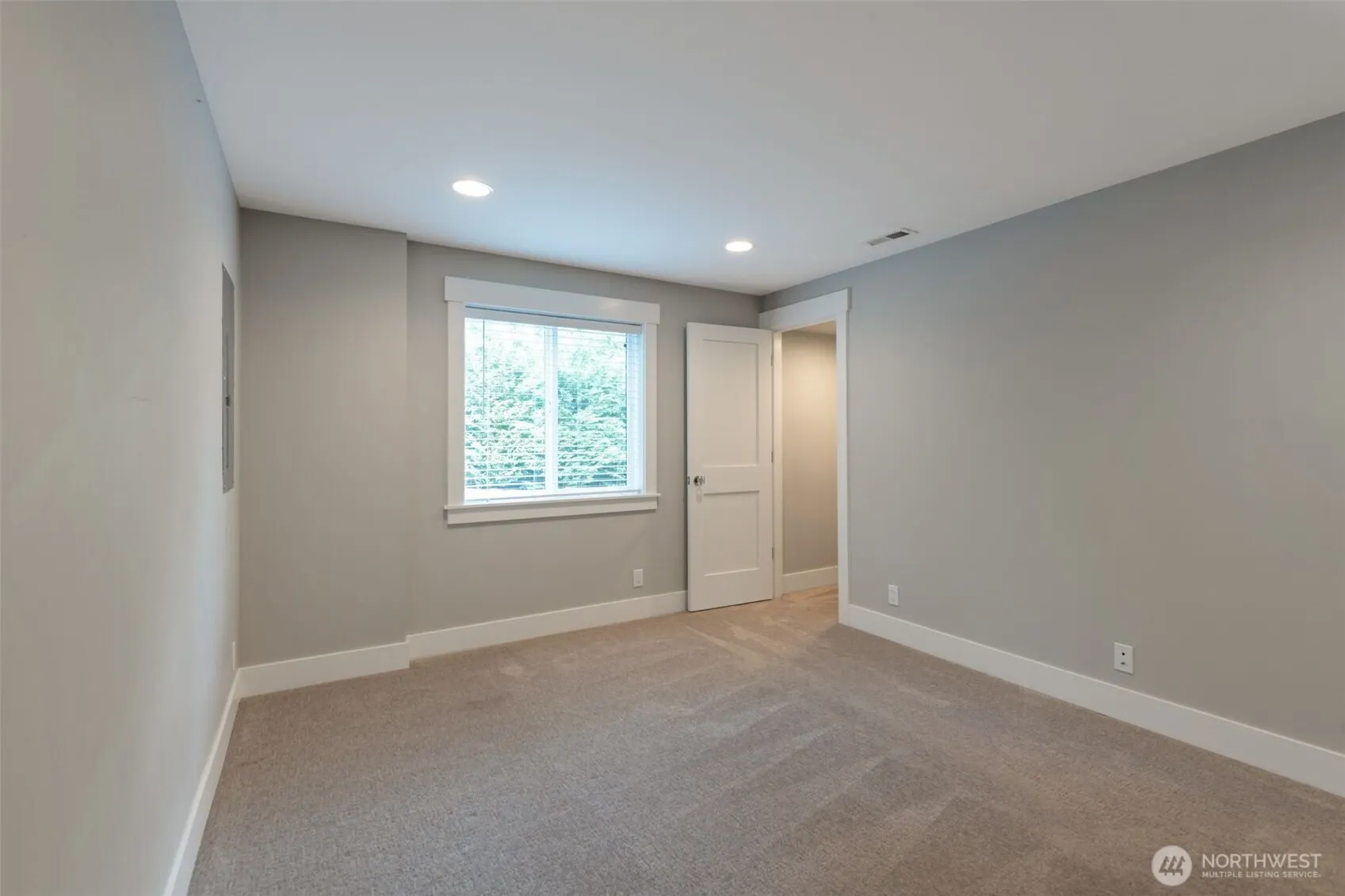 18828 156th Avenue NE, Woodinville, WA 98072