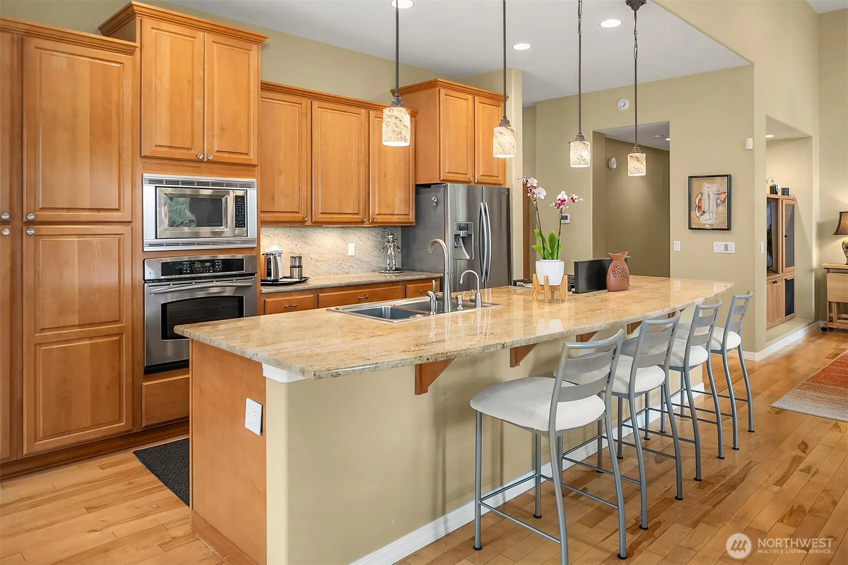 22914 NE 126th Street , Redmond, WA 98053-5632