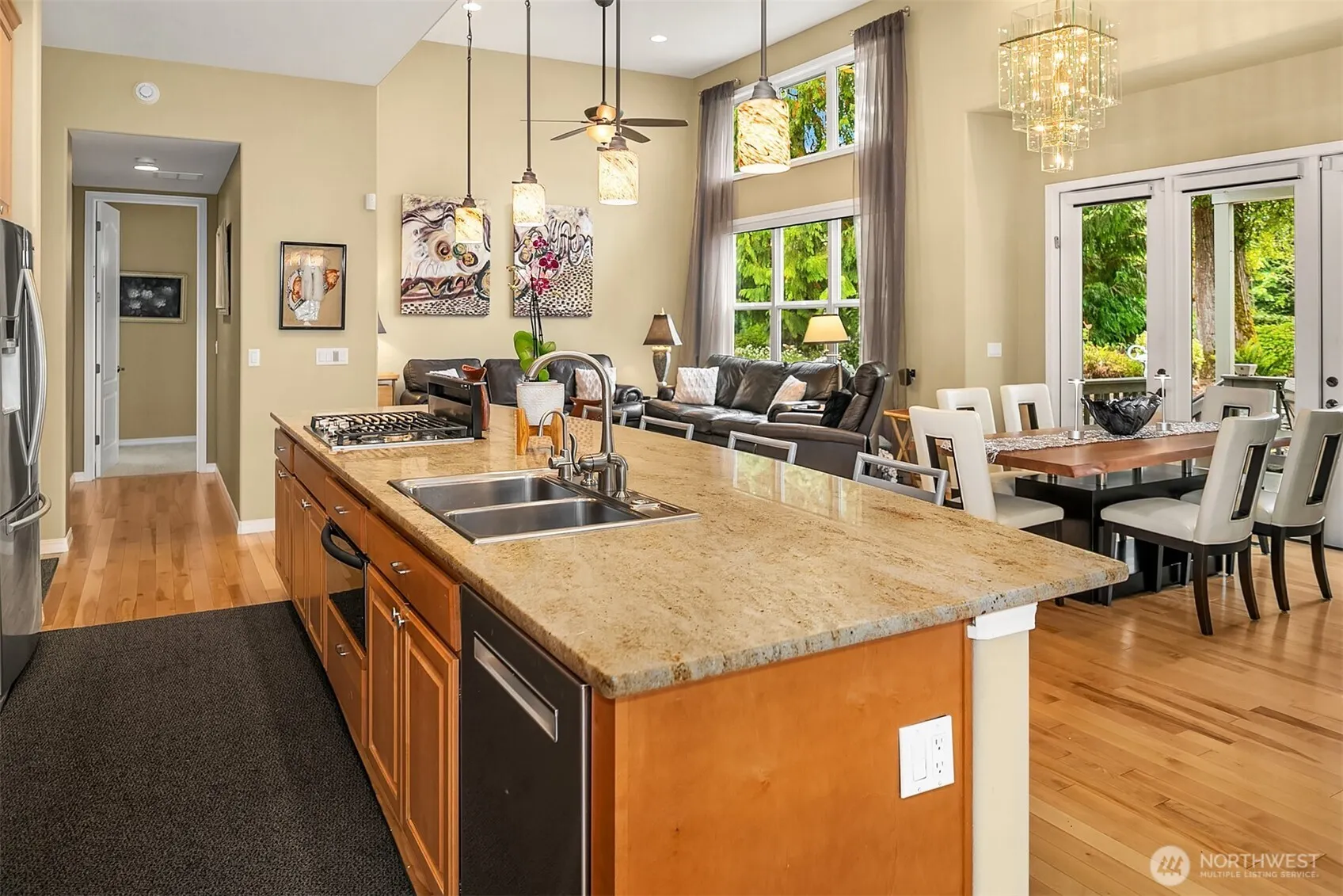 22914 NE 126th Street , Redmond, WA 98053-5632