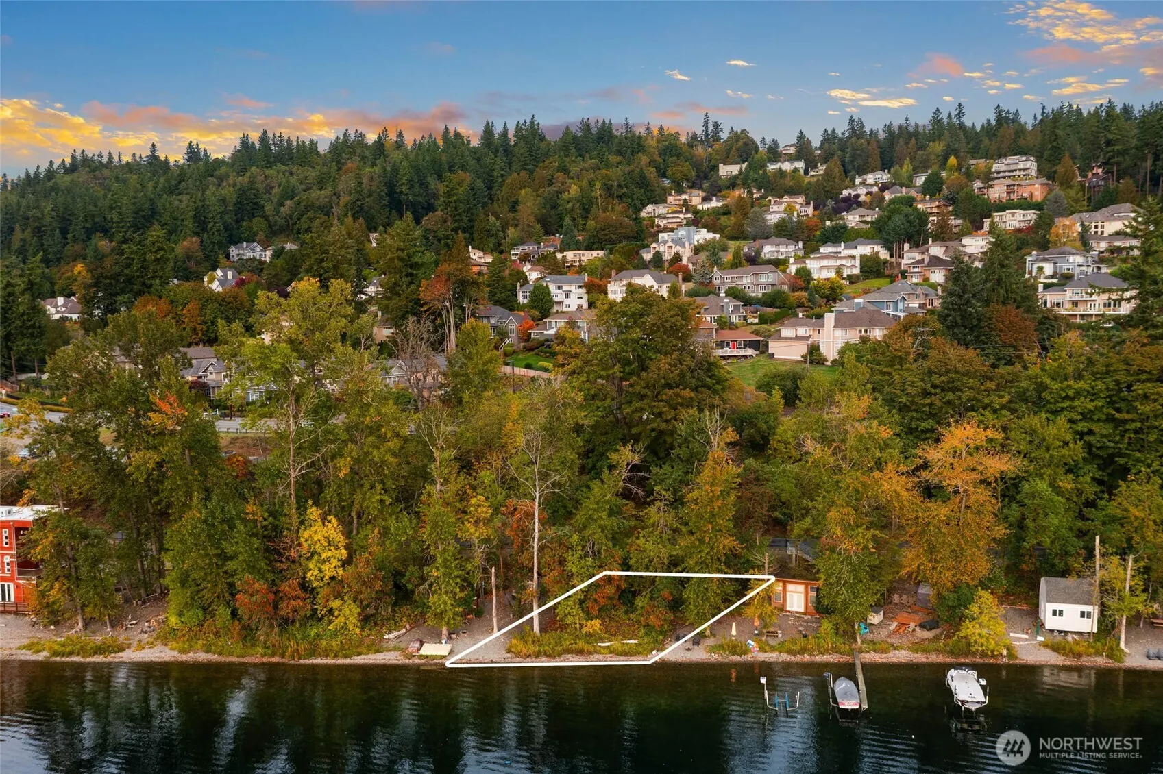 35753001 E Lake Sammamish Parkway , Sammamish, WA 98074