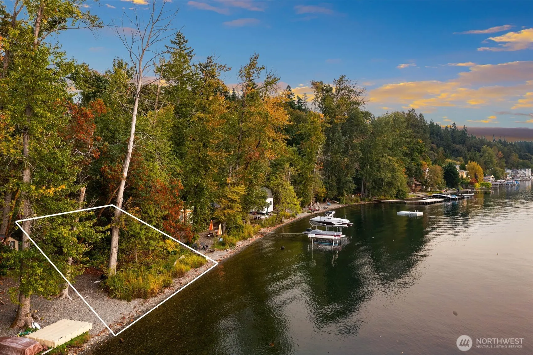35753001 E Lake Sammamish Parkway , Sammamish, WA 98074