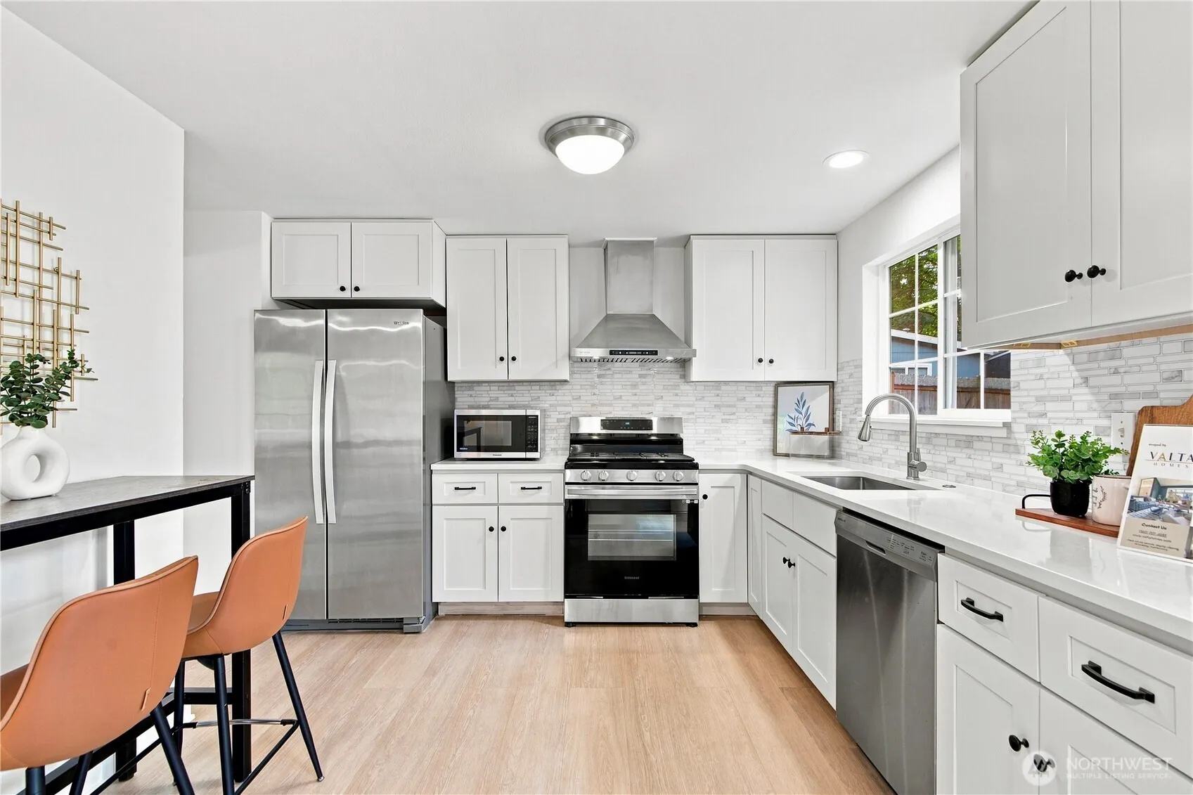 21205 NE 60th Place , Redmond, WA 98053
