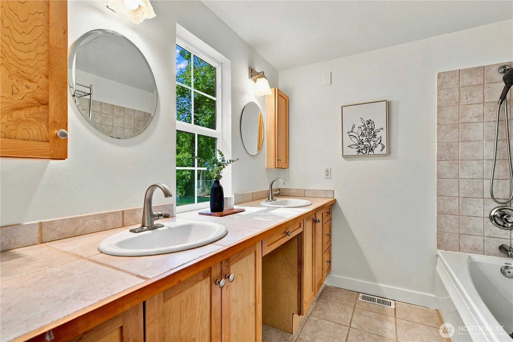 21205 NE 60th Place , Redmond, WA 98053