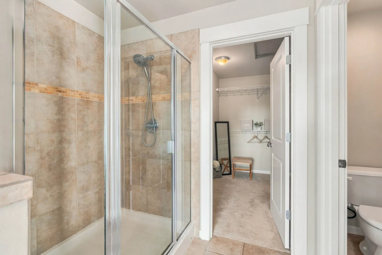 5621 NE 5th Court , Renton, WA 98059-8599
