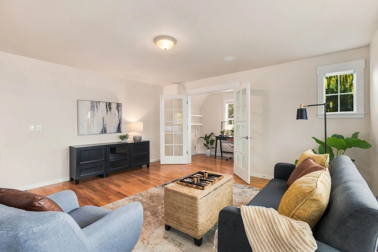 5621 NE 5th Court , Renton, WA 98059-8599