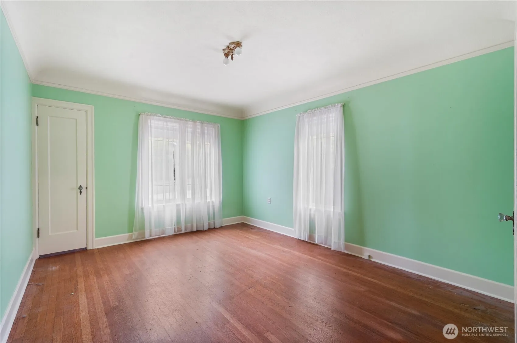 9917 NE 190th Street , Bothell, WA 98011