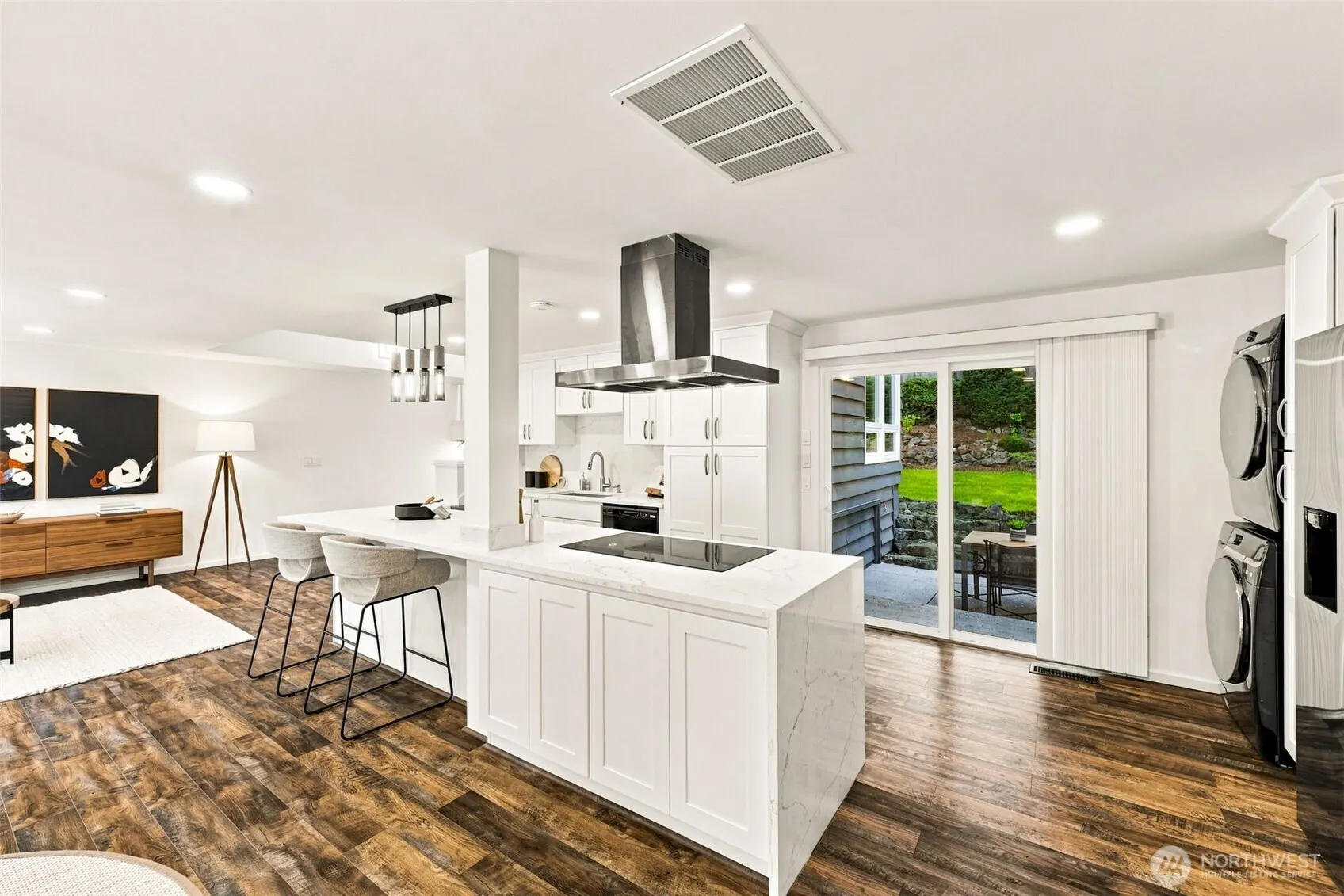1821 155th Avenue SE, Bellevue, WA 98007
