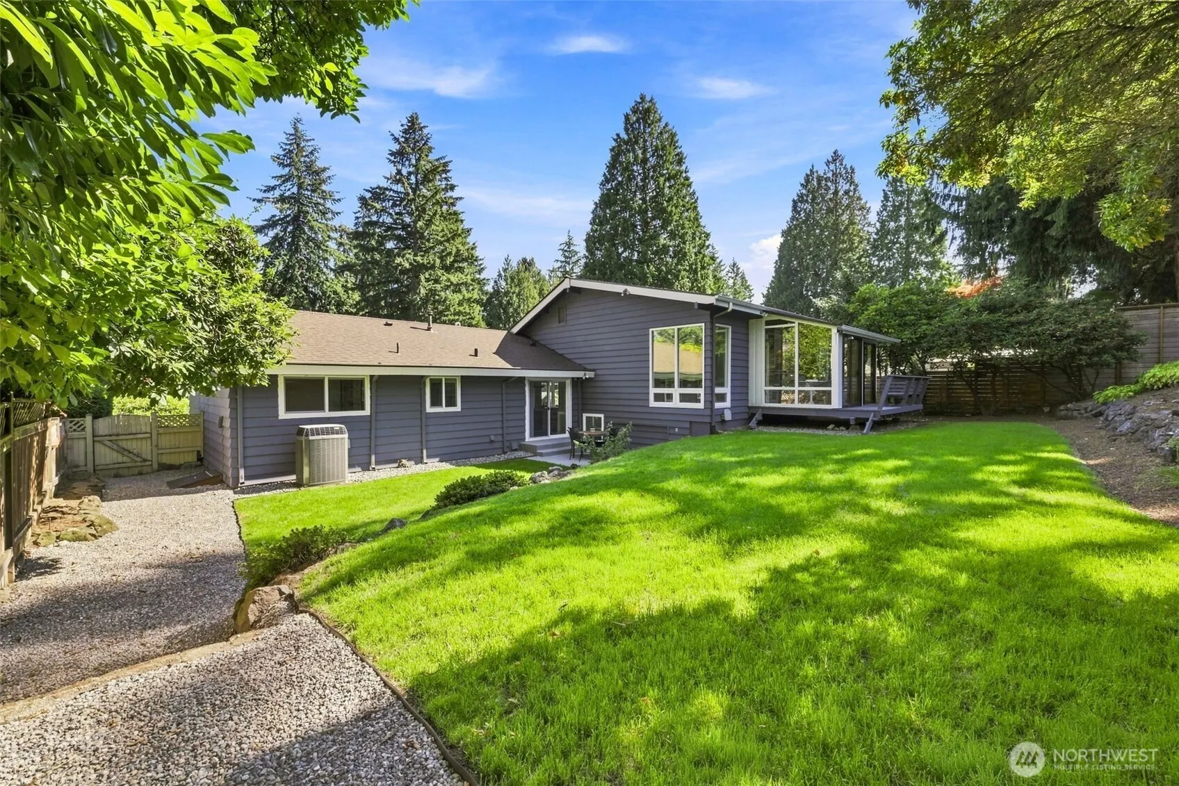 1821 155th Avenue SE, Bellevue, WA 98007