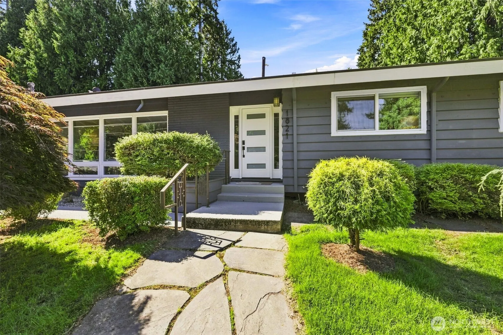 1821 155th Avenue SE, Bellevue, WA 98007