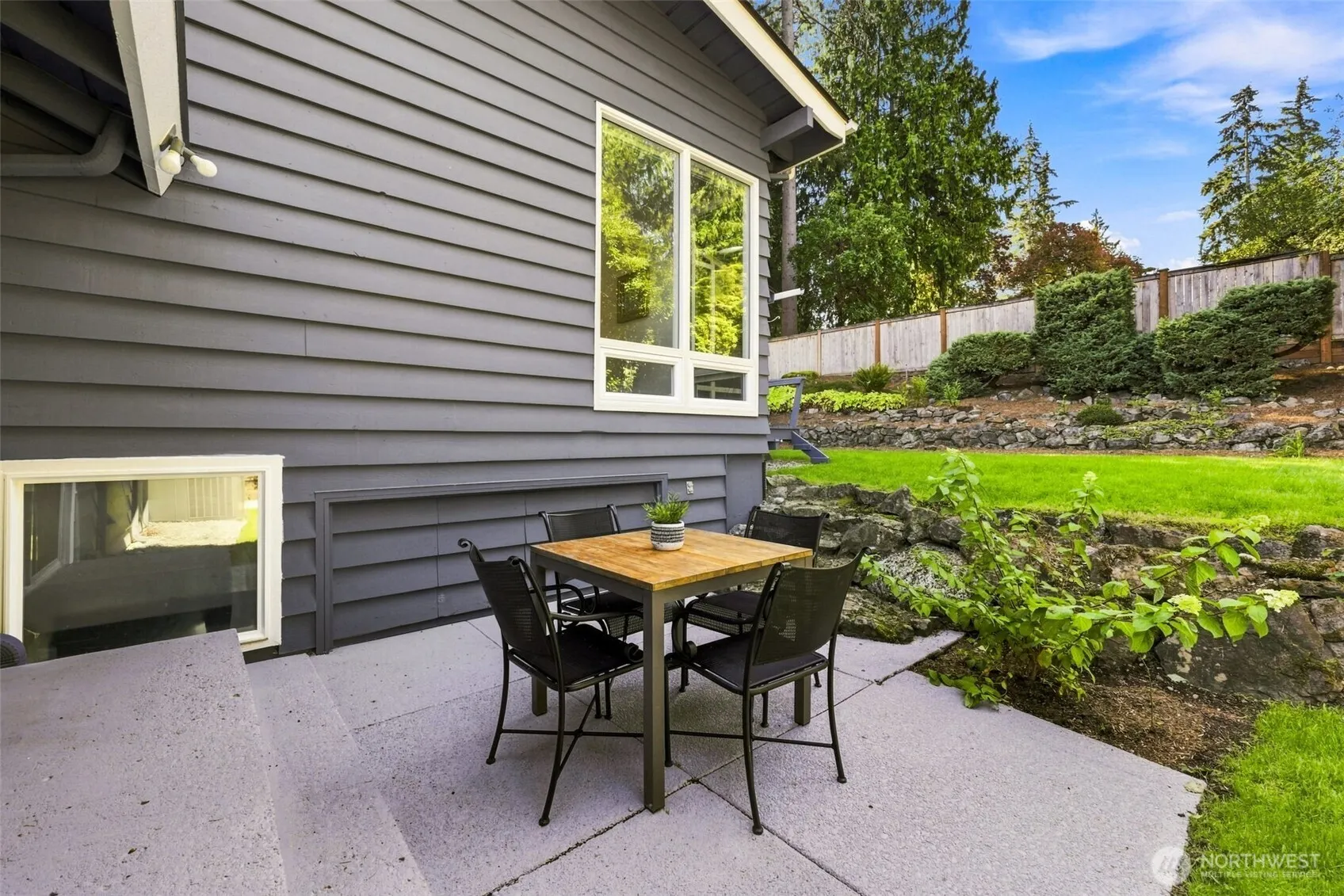 1821 155th Avenue SE, Bellevue, WA 98007