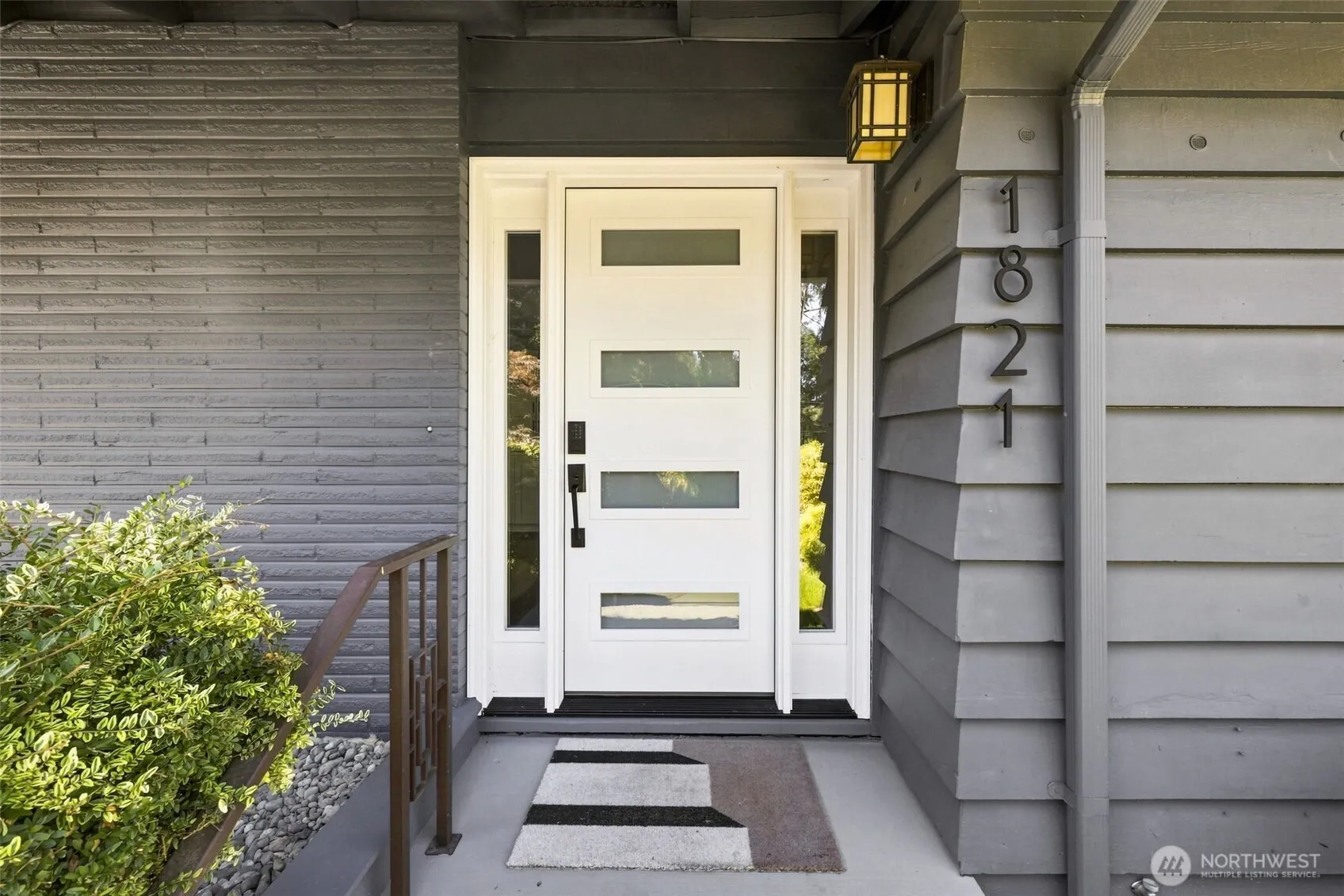 1821 155th Avenue SE, Bellevue, WA 98007
