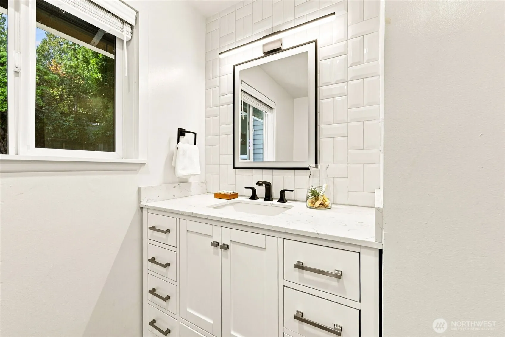 1821 155th Avenue SE, Bellevue, WA 98007