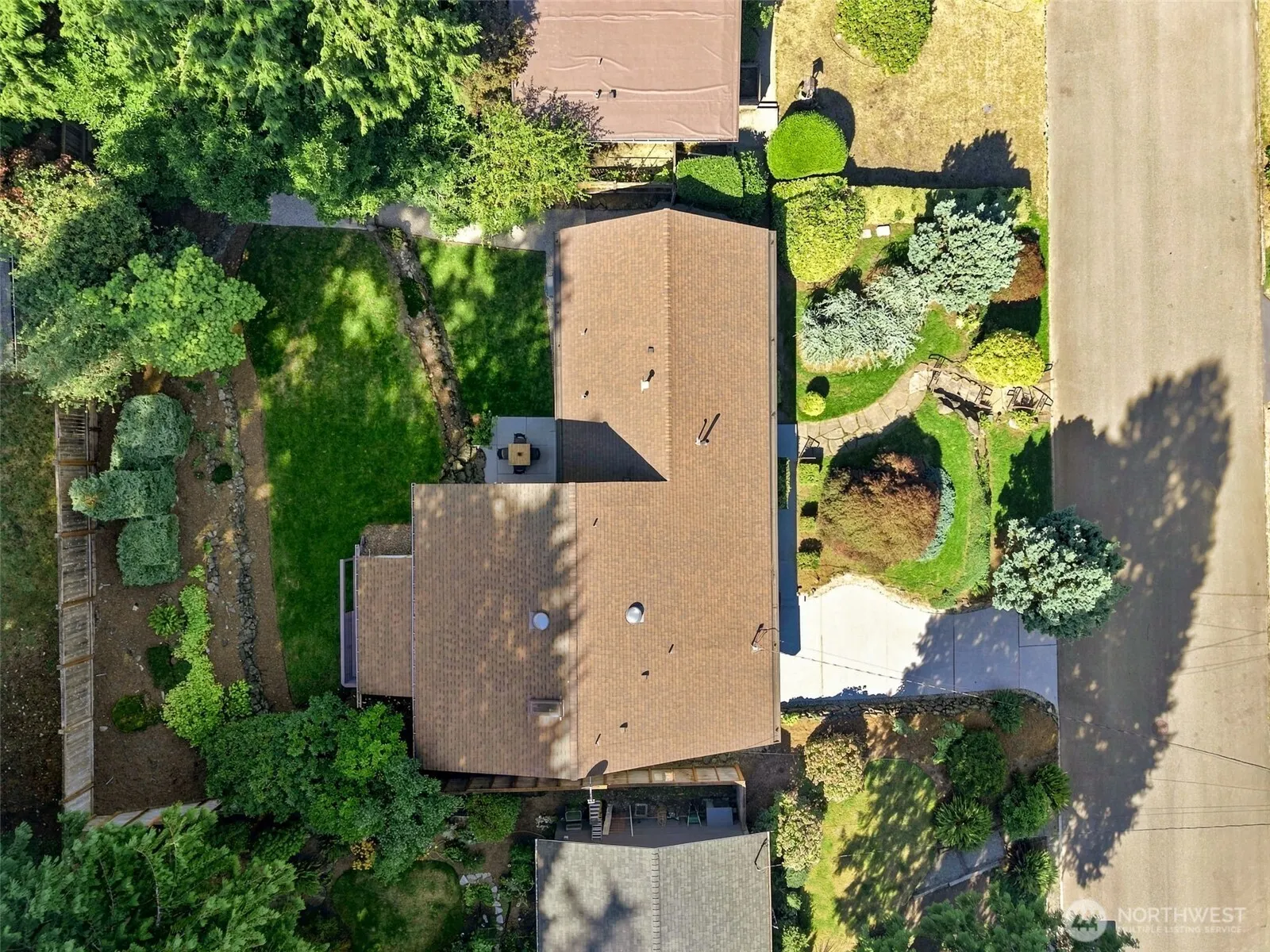 1821 155th Avenue SE, Bellevue, WA 98007