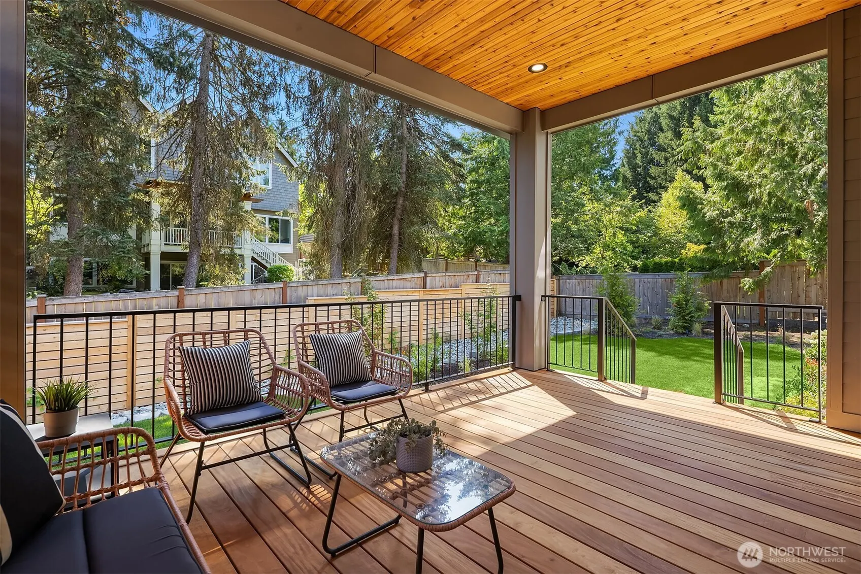 10217 NE 24th Street , Bellevue, WA 98004