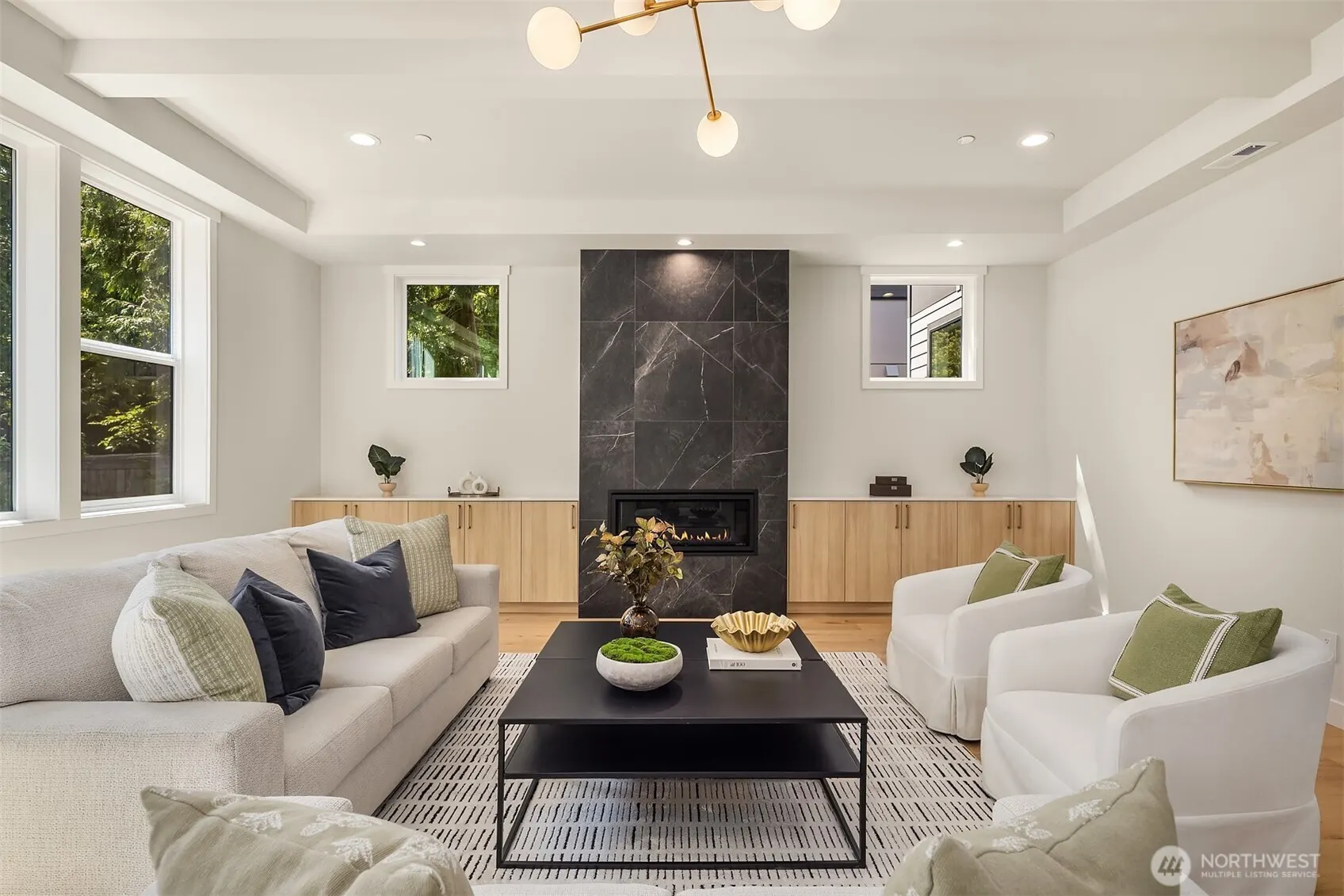 10217 NE 24th Street , Bellevue, WA 98004