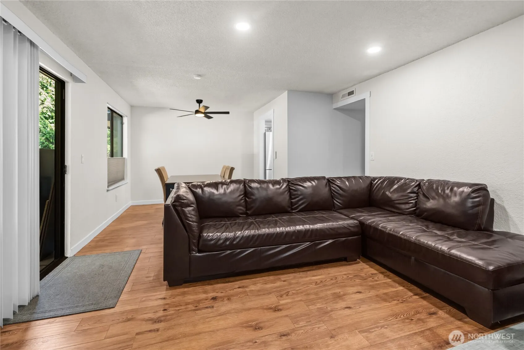 23511 102 Avenue SE #D103, Kent, WA 98031