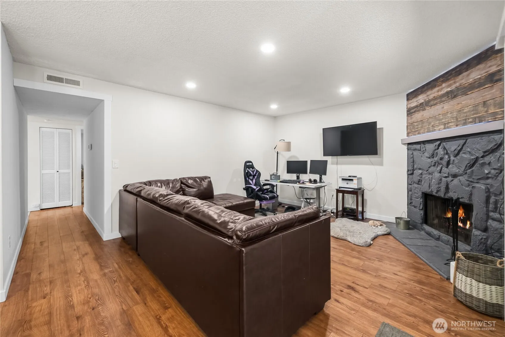 23511 102 Avenue SE #D103, Kent, WA 98031
