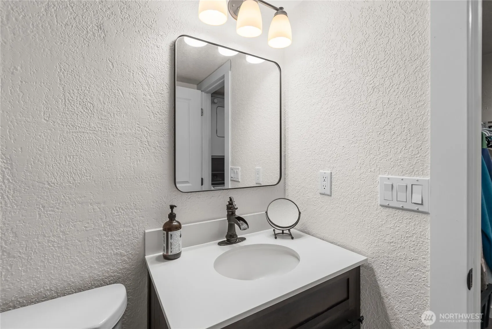 23511 102 Avenue SE #D103, Kent, WA 98031