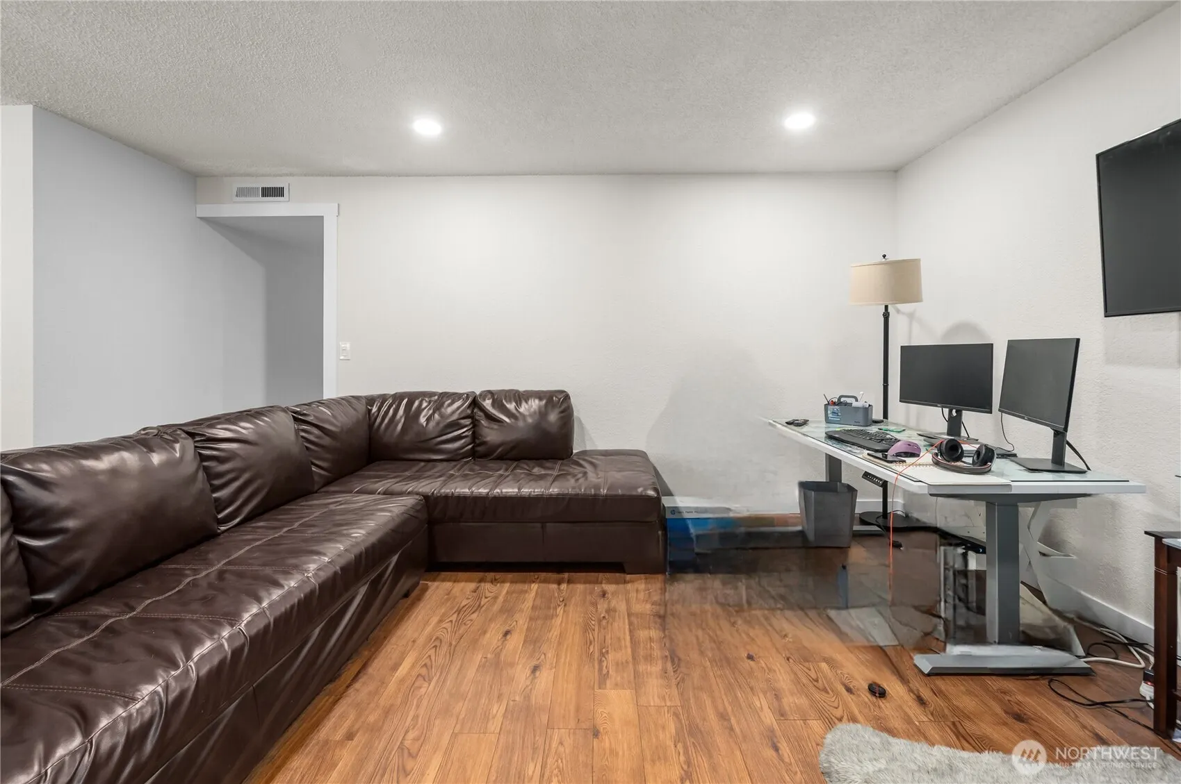 23511 102 Avenue SE #D103, Kent, WA 98031