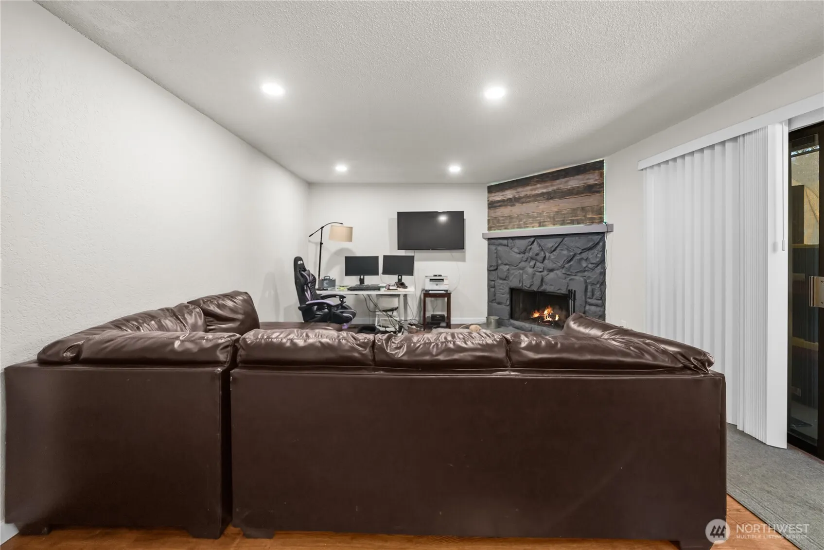 23511 102 Avenue SE #D103, Kent, WA 98031