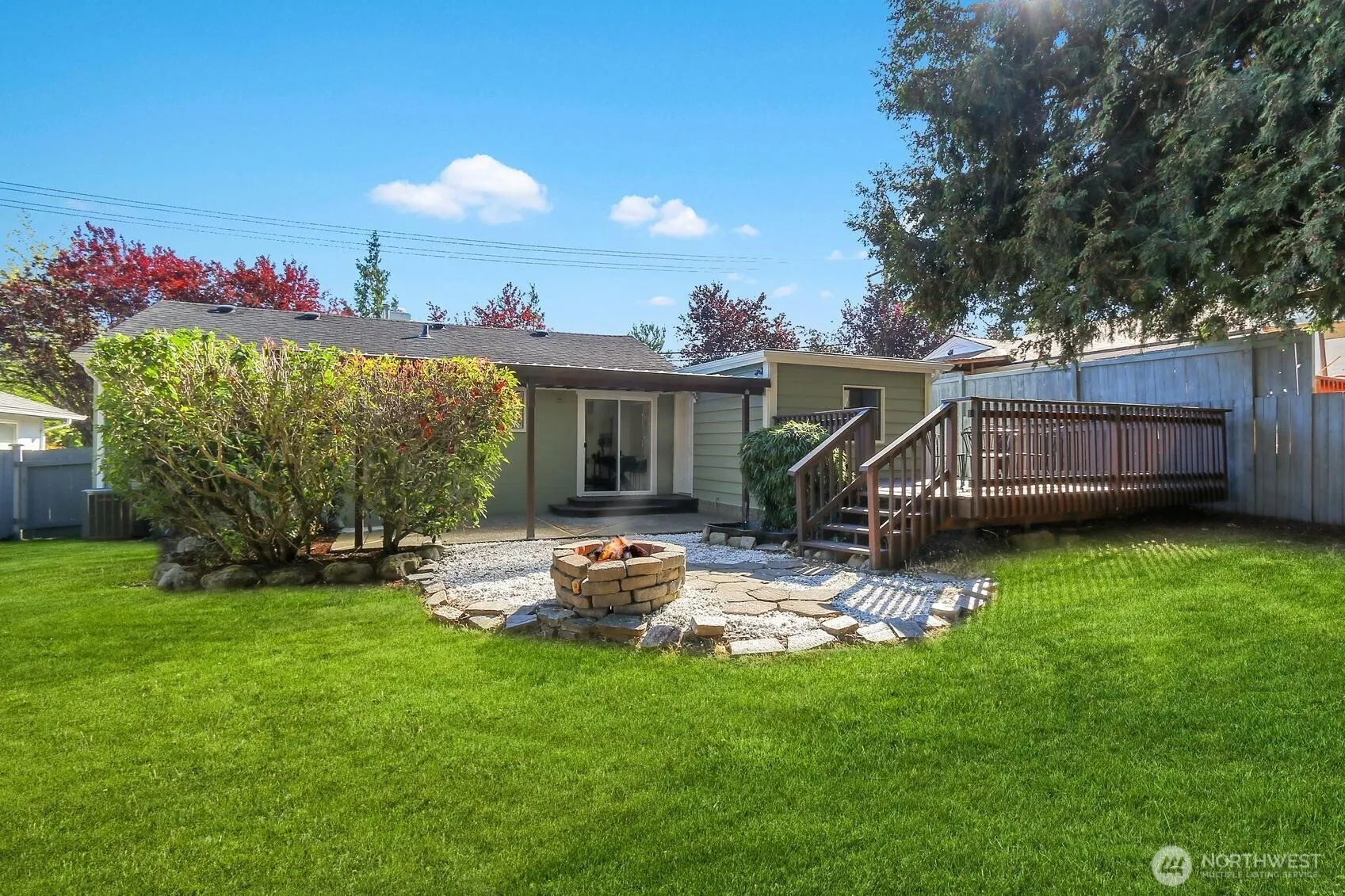 3328 NE 6th Street , Renton, WA 98056