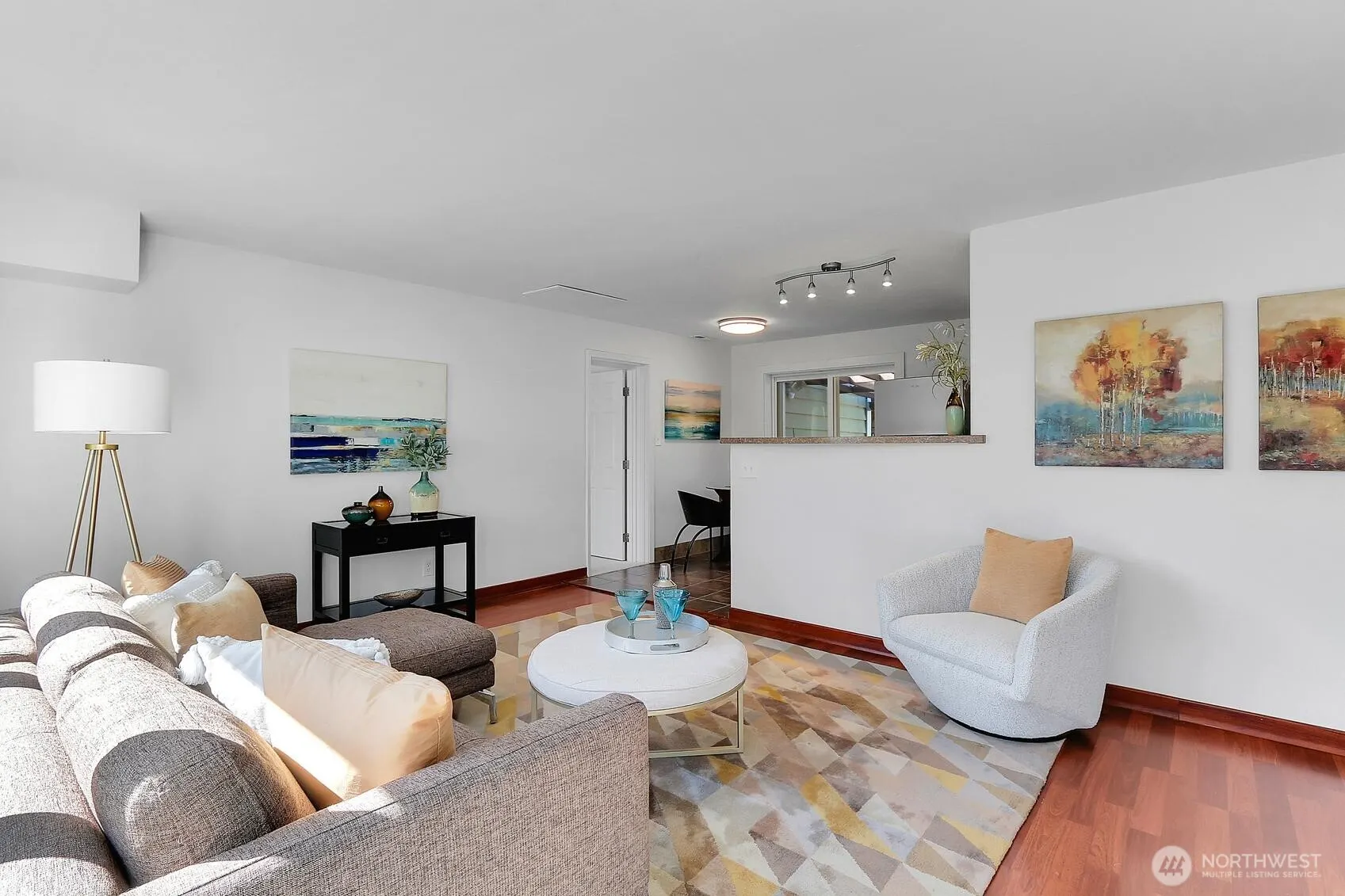 3328 NE 6th Street , Renton, WA 98056
